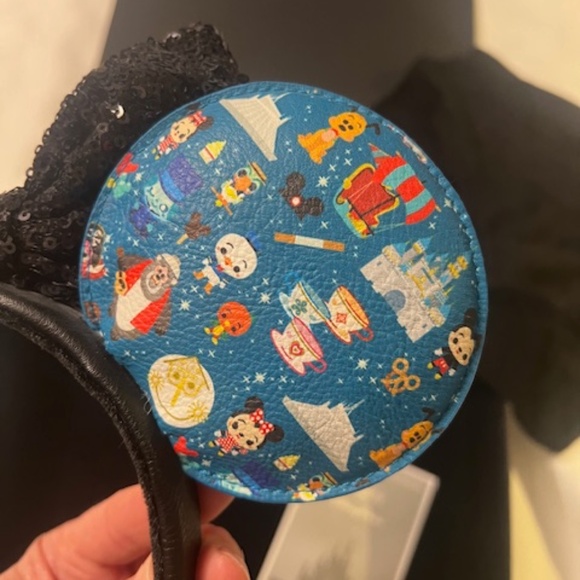 Disney Parks Minnie Ear Headband by Loungefly – Limited Release main image 8